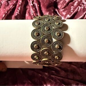 Elegant Bronze-Toned Bracelet